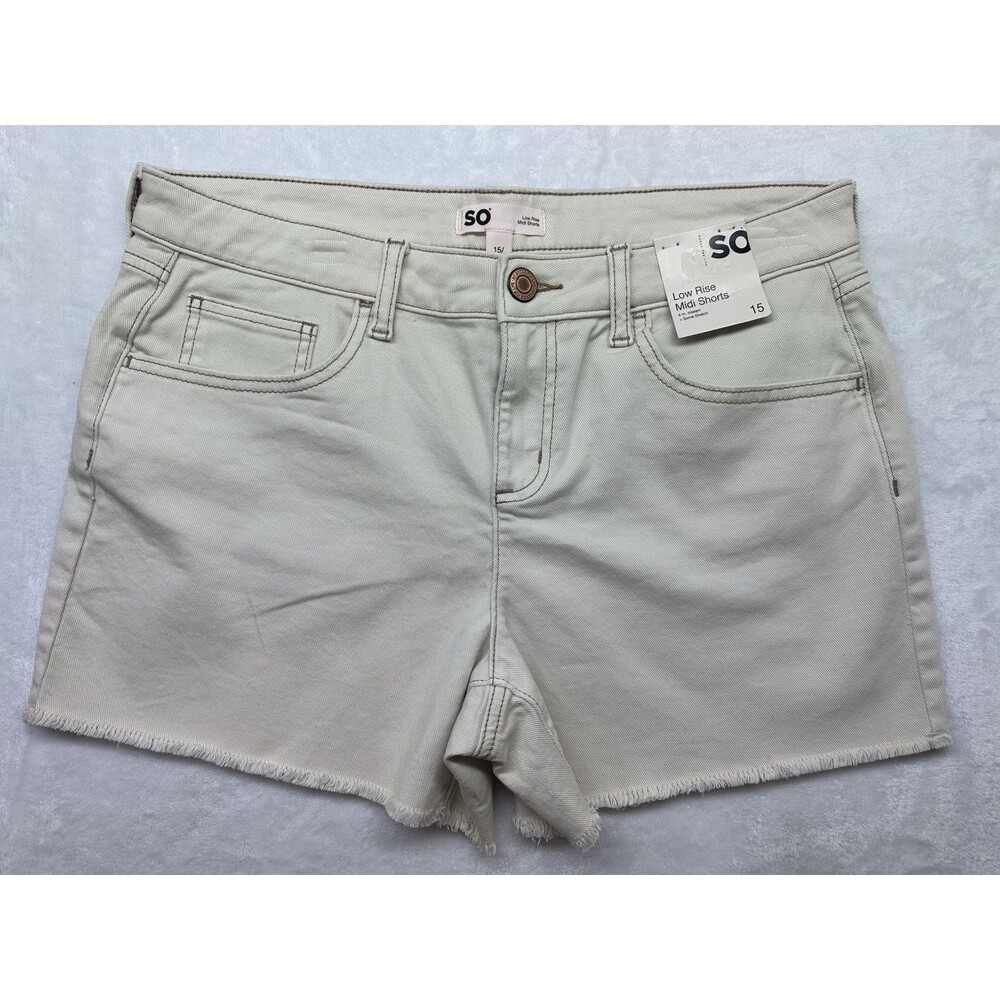 SO Women’s Low Rise Midi Shorts Size 15 Cream Frayed Hem New